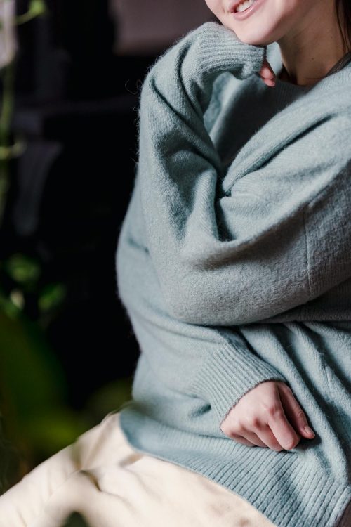 pexels-tim-samuel-6697389